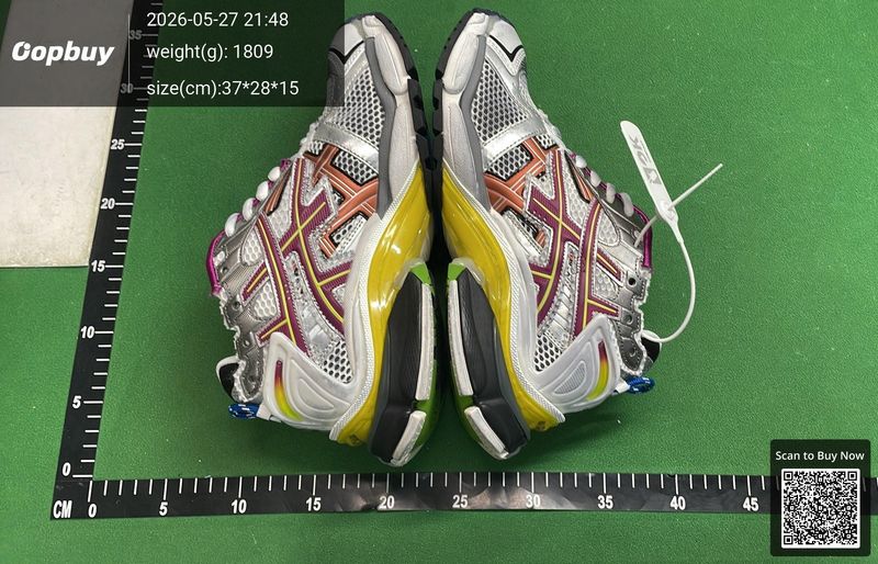 Balenciaga Runner QC 1
