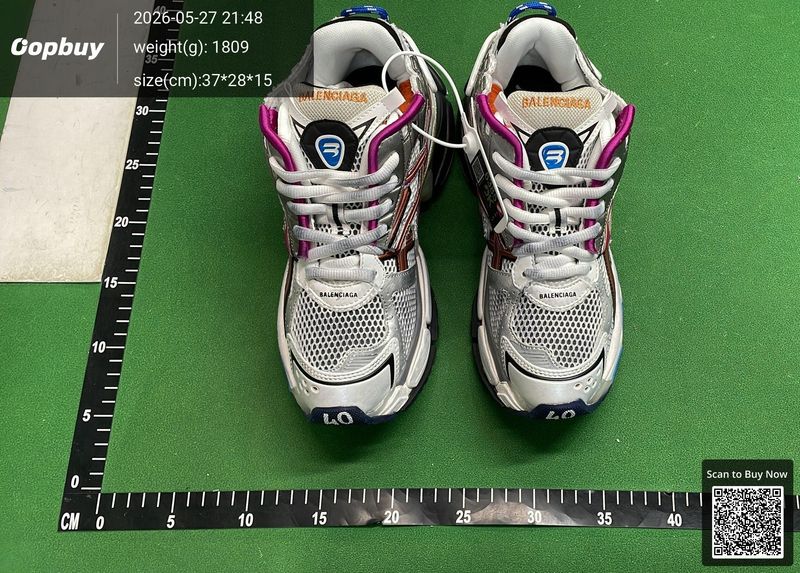 Balenciaga Runner QC 2