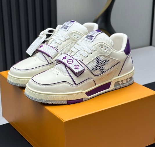 Louis Vuitton Trainer QC 2
