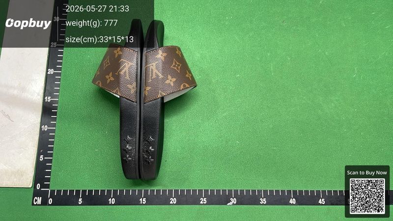 Louis Vuitton Slides QC 3