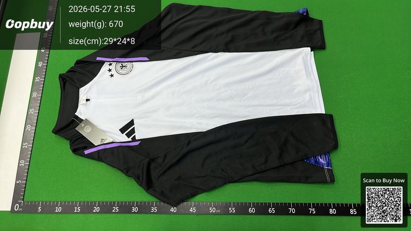 24/25 Germany white Training Set QC 1