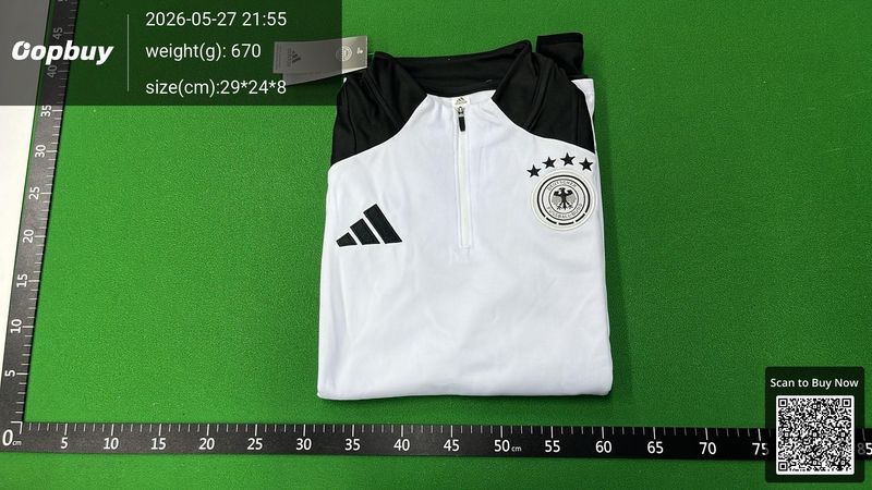 24/25 Germany white Training Set QC 2