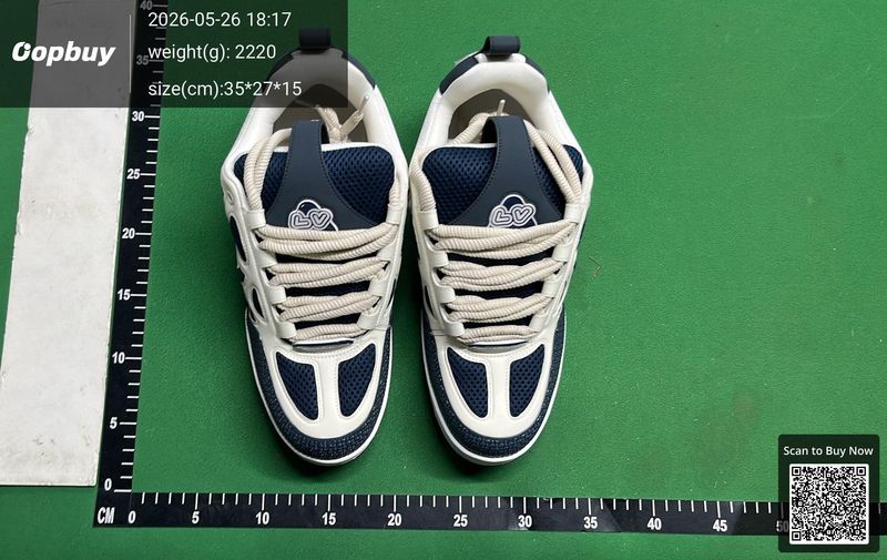 Louis Vuitton Trainers QC 2