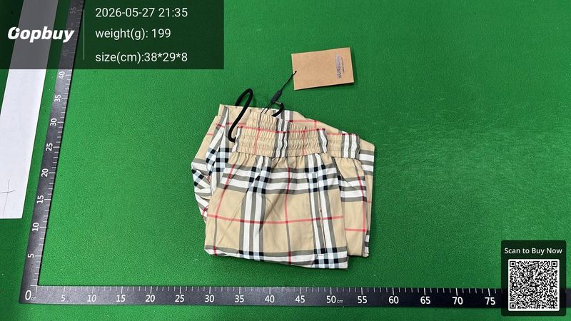 Burberry Shorts QC 3