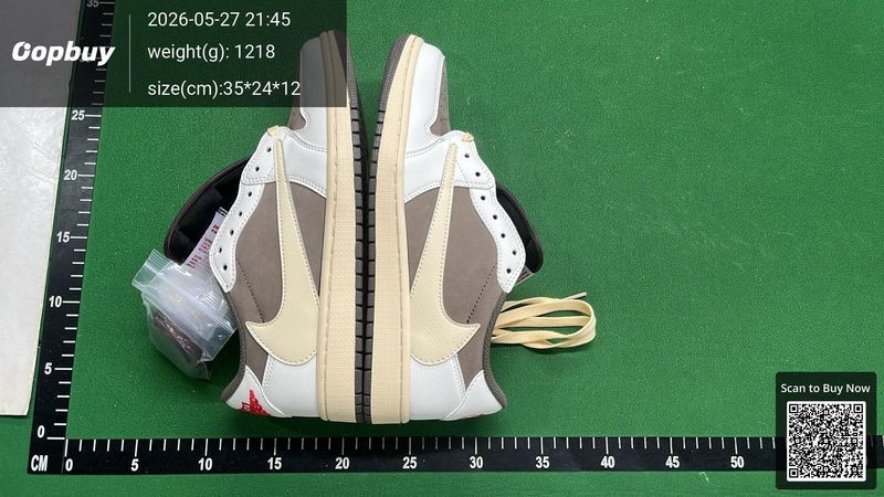 Jordan 1 Low QC 3