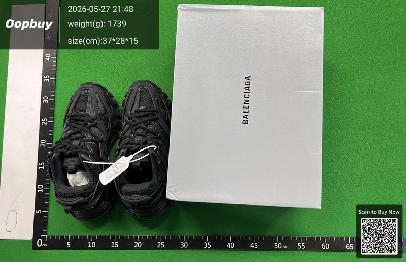 Balenciaga Track QC 3