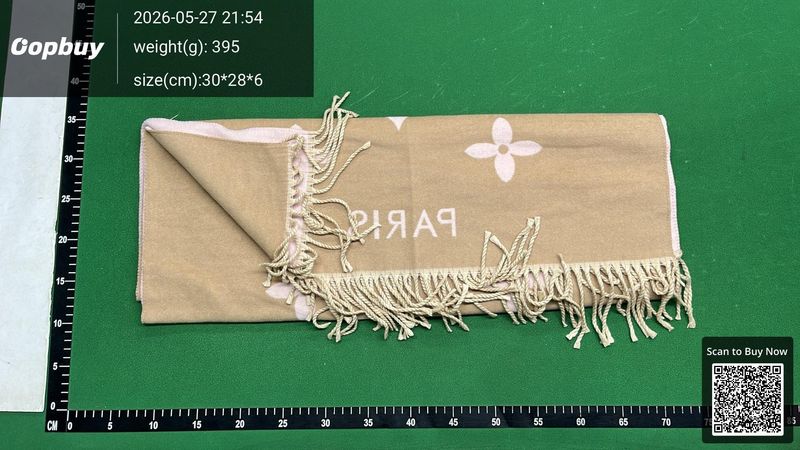 LV Scarf QC 2