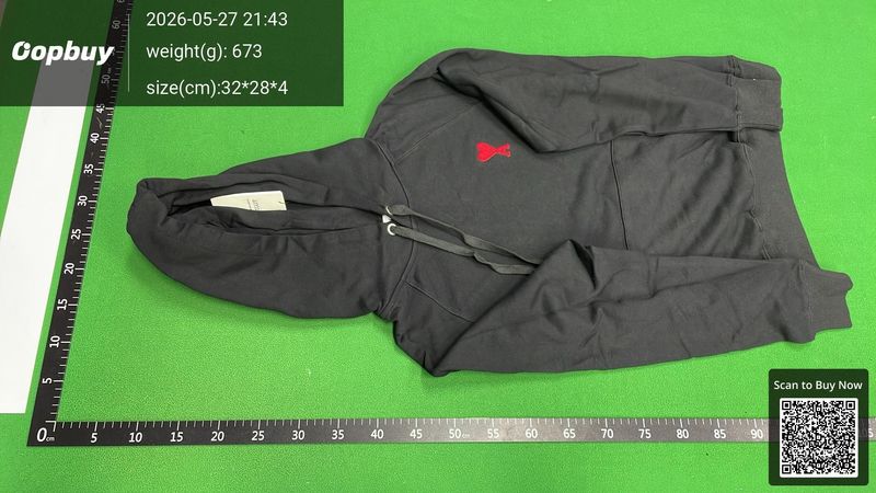 Ami Hoodie QC 3