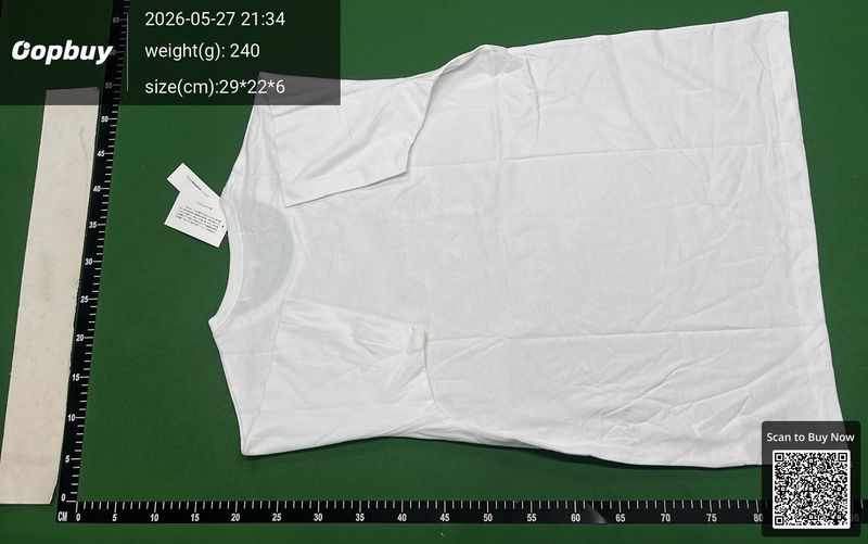 CDG Play Heart Tee QC 2
