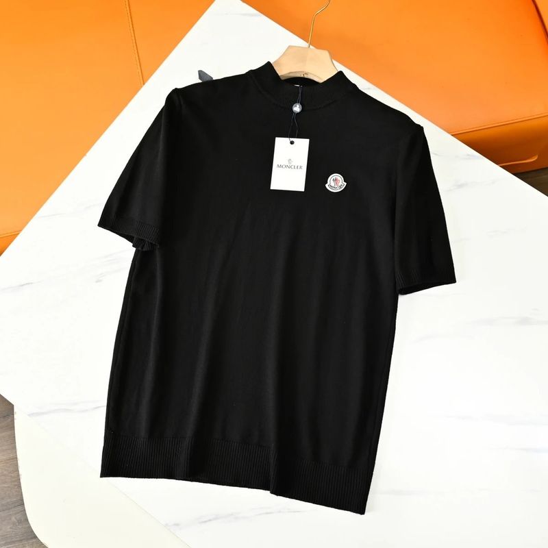 Moncler T-shirt photo 4