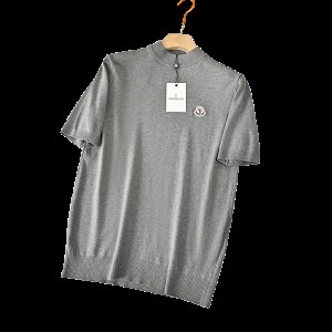 Moncler T-shirt