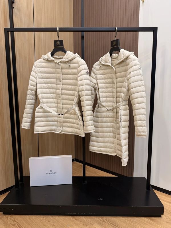 Moncler Down jacket photo 4