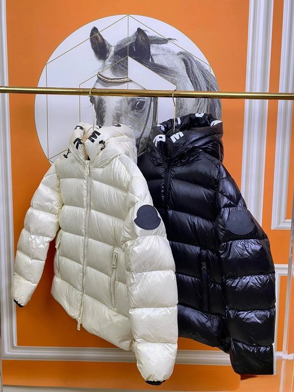 Moncler Down jacket photo 4