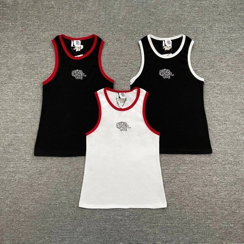 Mertra Vest photo 4