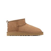 UGG Shoes photo 2