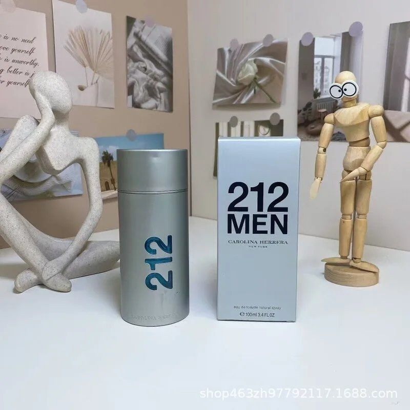 Carolina Herrera 212 Men Eau De Toilette Perfume photo 4