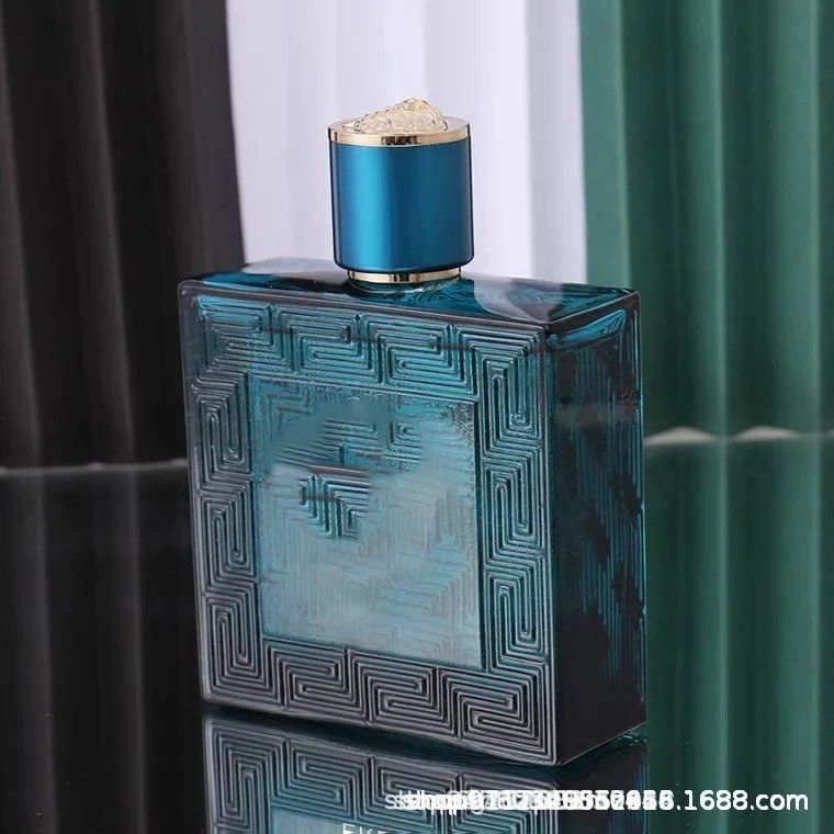 Versace Eros Pour Femme Eau De Parfum Perfume photo 4
