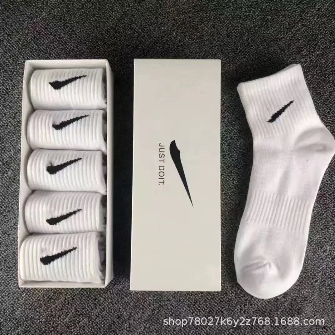 Nike Crew Socks (5-Pack) photo 2