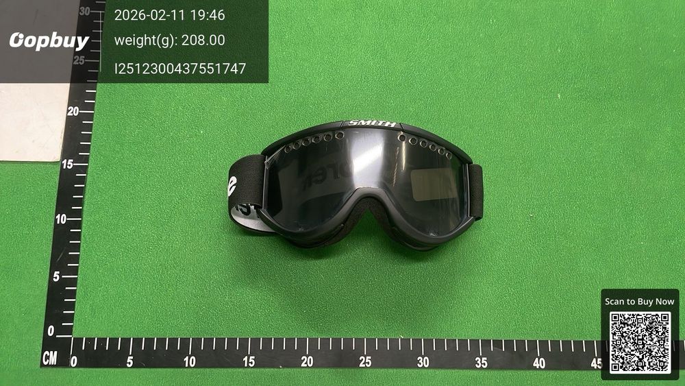Supreme goggles QC photo 1