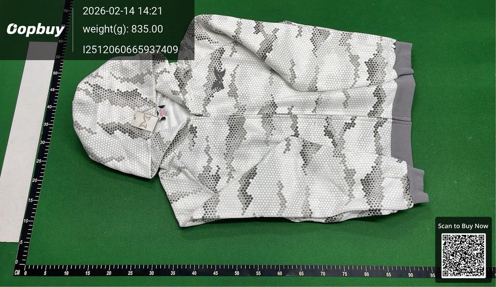 Mertra Snake Zip Sweat QC photo 2