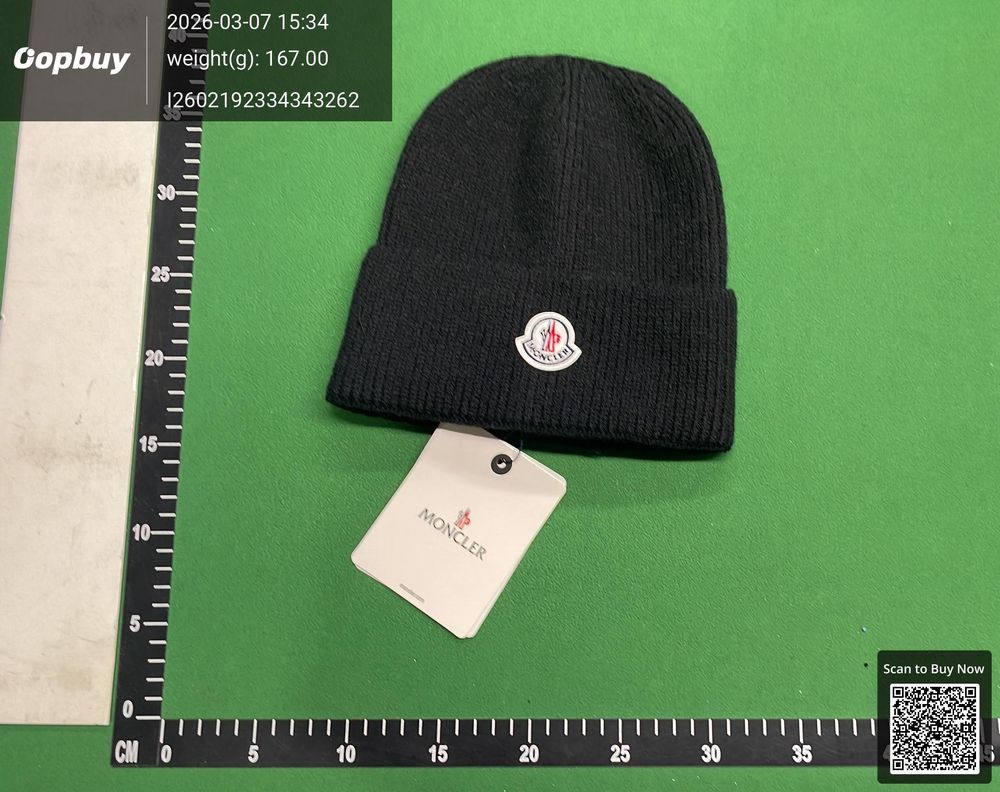 Moncler Beanie QC photo 1
