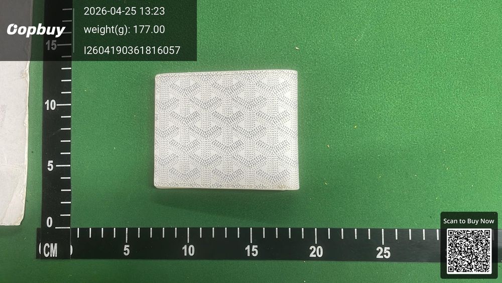 Goyard Wallet QC photo 5