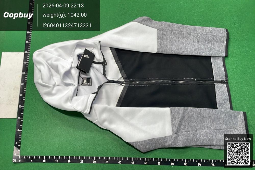Nike Set QC photo 2