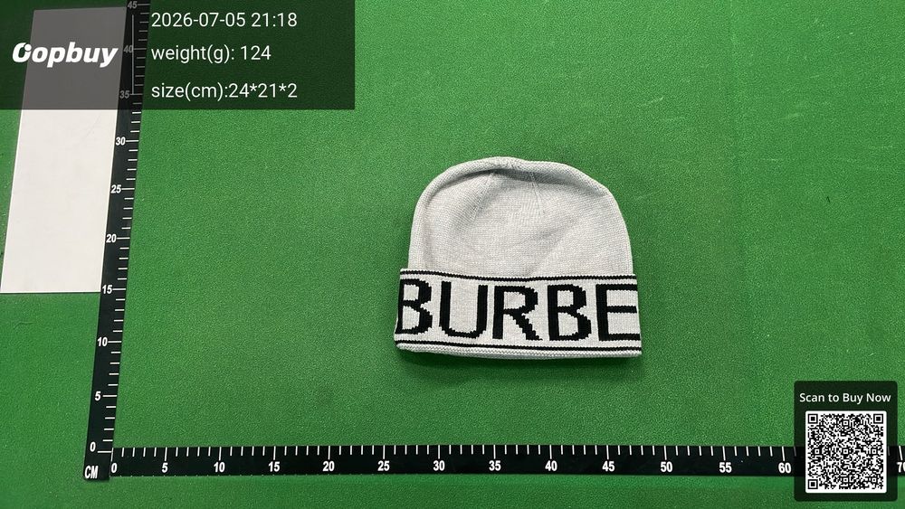Burberry Knitted Hat QC photo 1