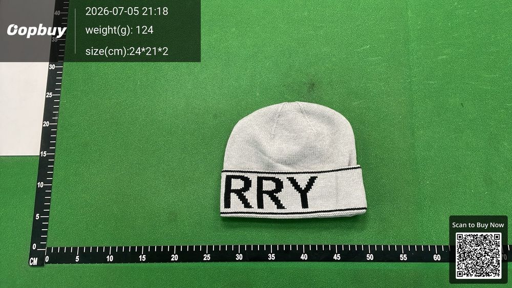 Burberry Knitted Hat QC photo 2