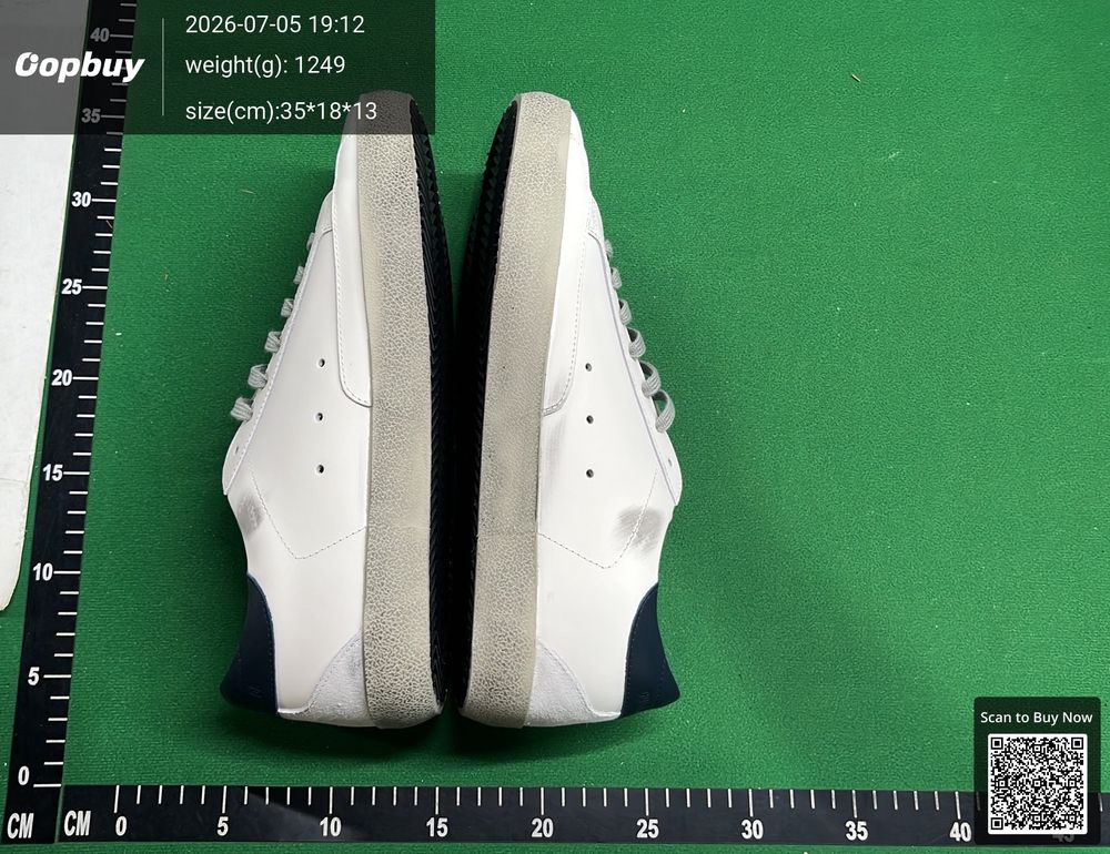 Golden Goose Shoes QC photo 1