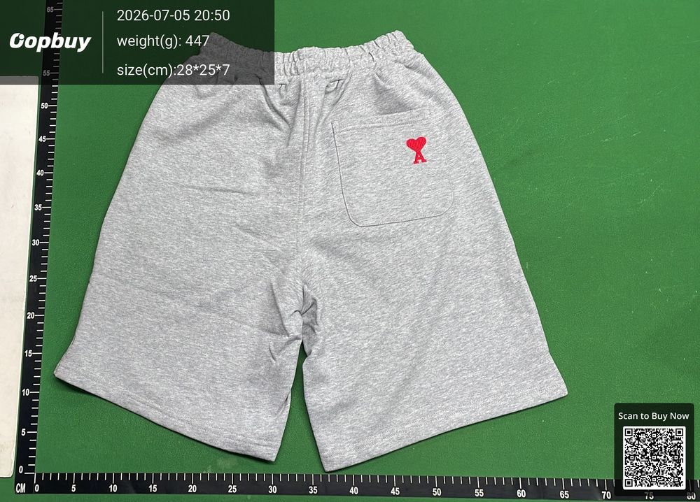 Ami Shorts QC photo 3
