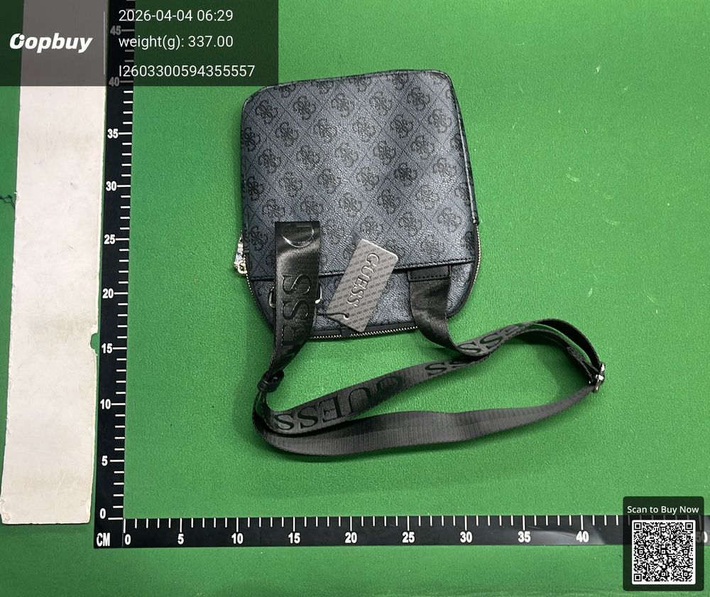 Guess Bag QC photo 2