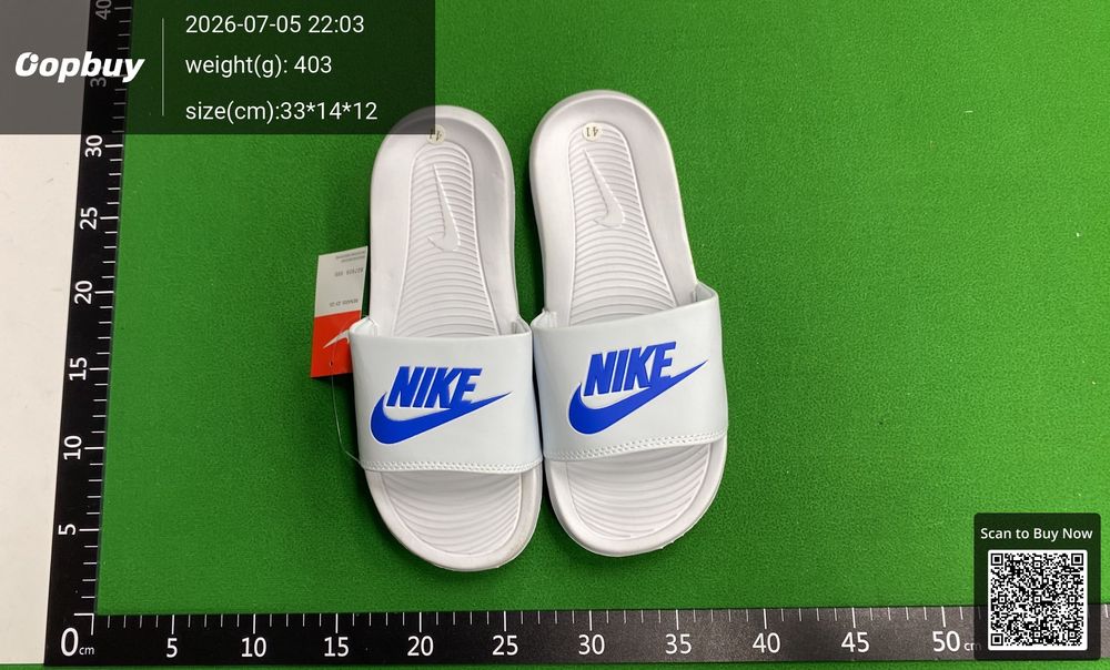 Nike Slippers QC photo 1