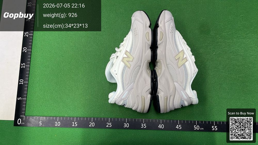 New Balance 1000 QC photo 5