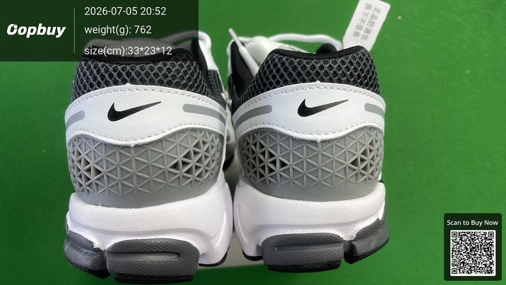 Nike Vomero QC photo 4