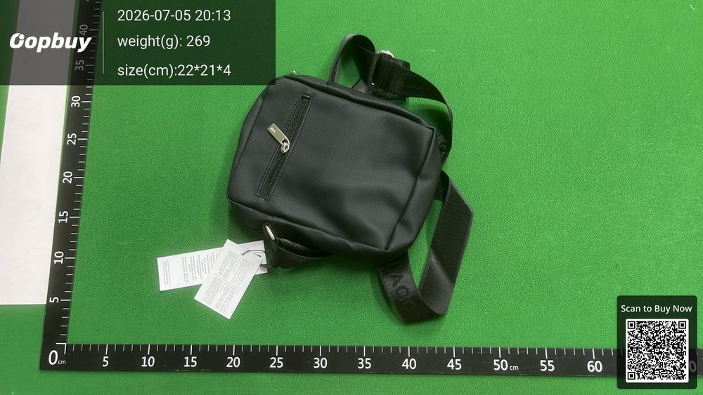 Lacoste Bag QC photo 2