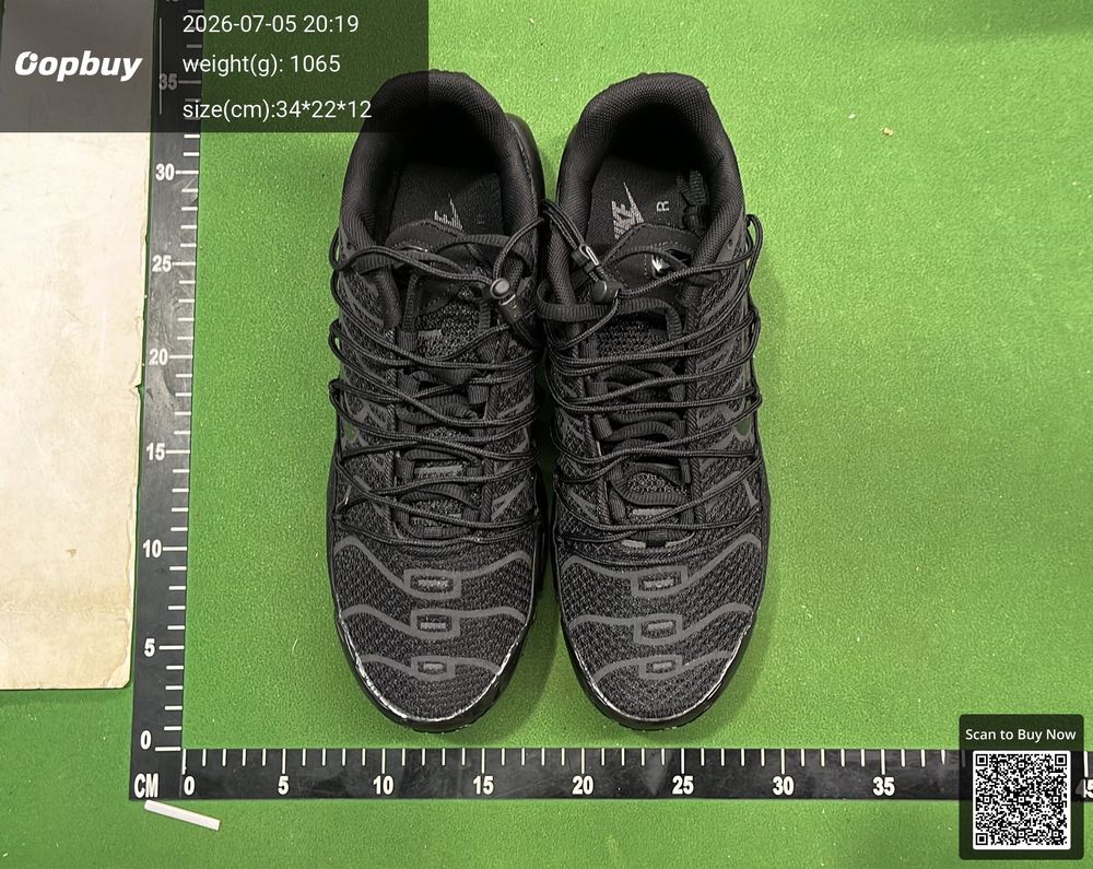 Nike Air Max Plus QC photo 2