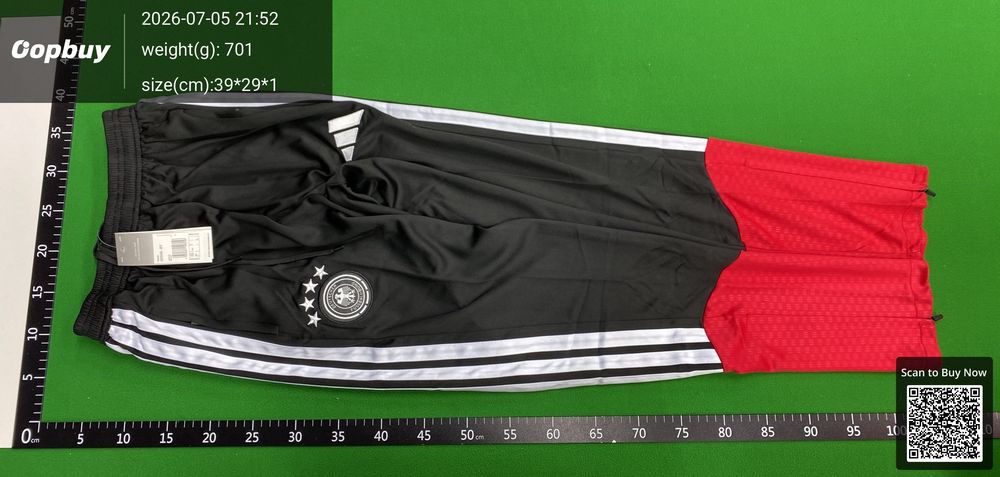 2026 FIFA World Cup Germany Half-Zip Training Set QC photo 4