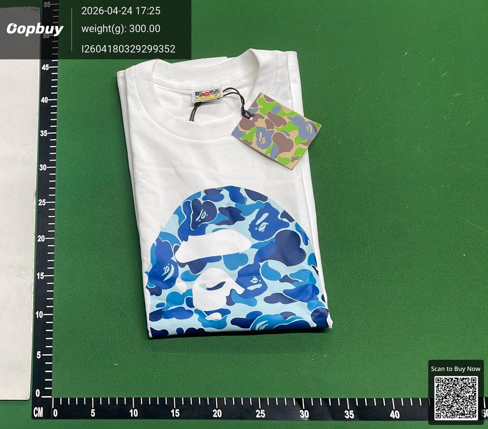 Bape Tee QC photo 1