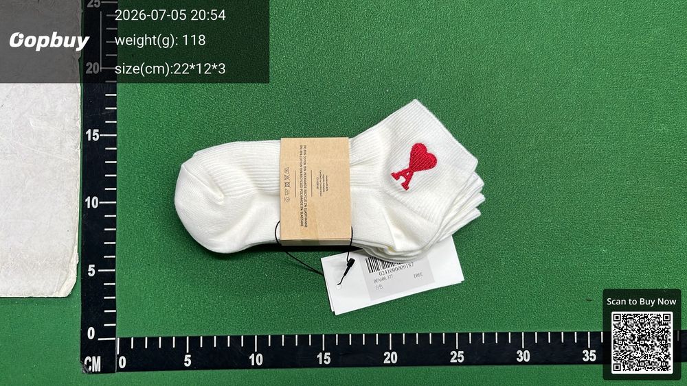 Ami Socks QC photo 2