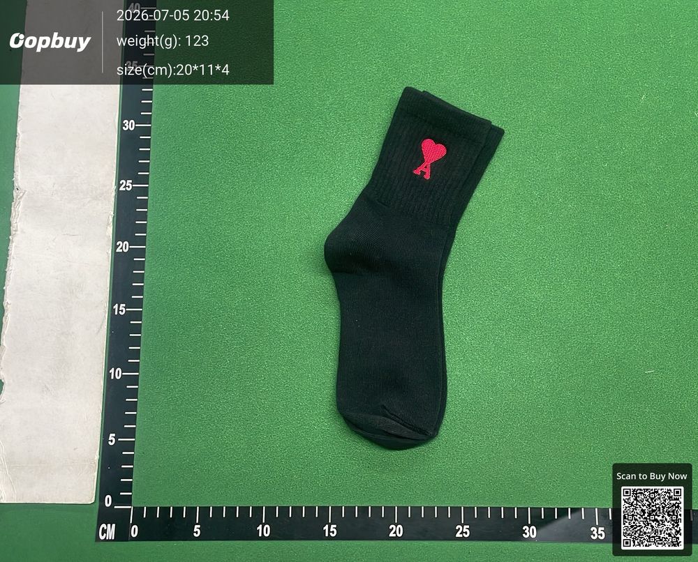 Ami Socks QC photo 4