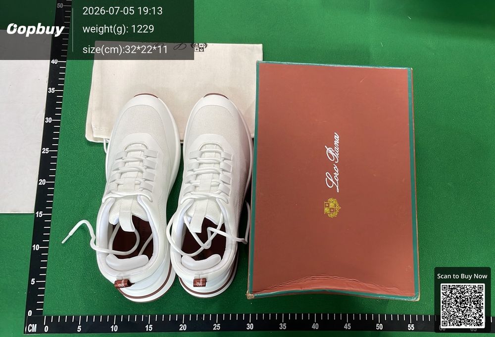 Loro Piana QC photo 1