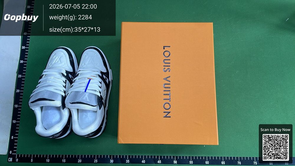 Louis Vuitton Sneakers QC photo 1