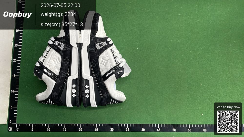 Louis Vuitton Sneakers QC photo 5