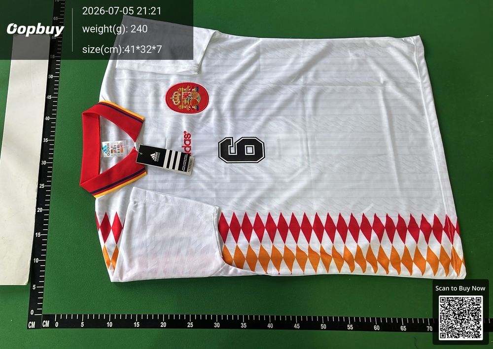1994 Season Spain Away Retro Fan Version QC photo 2