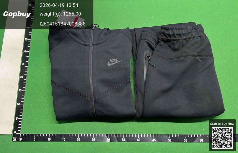 Nike Set QC photo 1