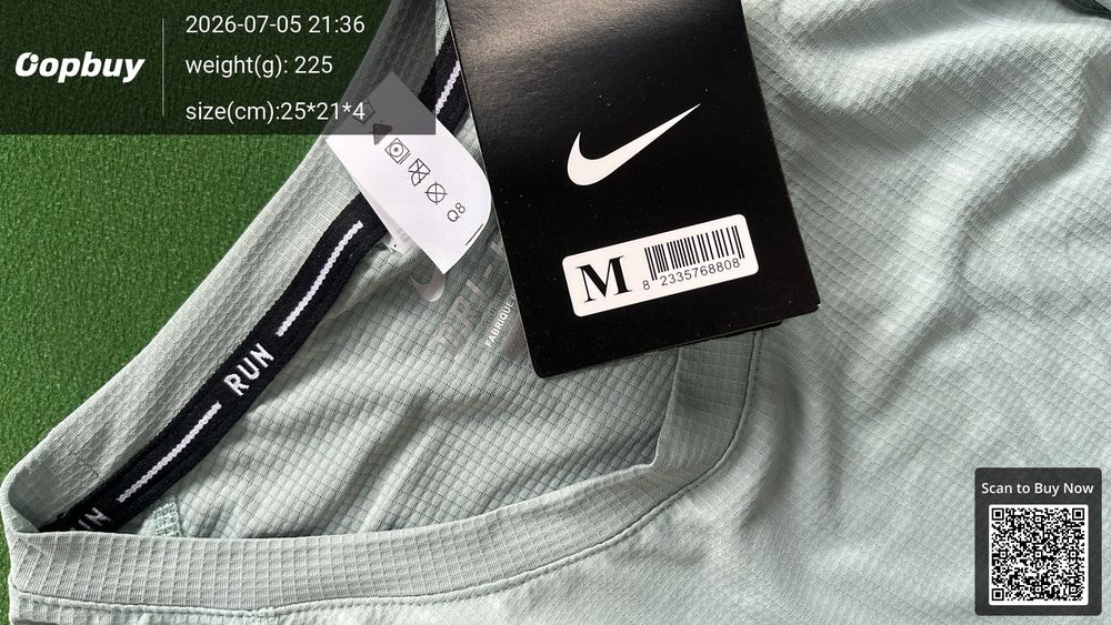 Nike Long Tee QC photo 1