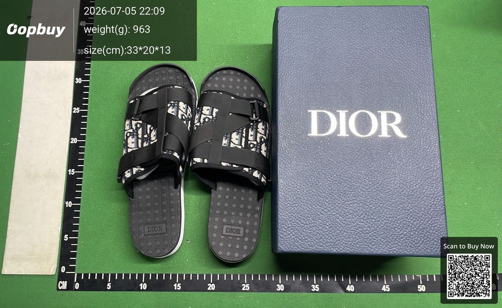 Dior Slides QC photo 1