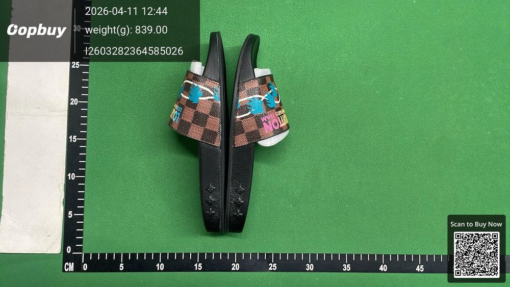 Louis Vuitton Slides QC photo 4