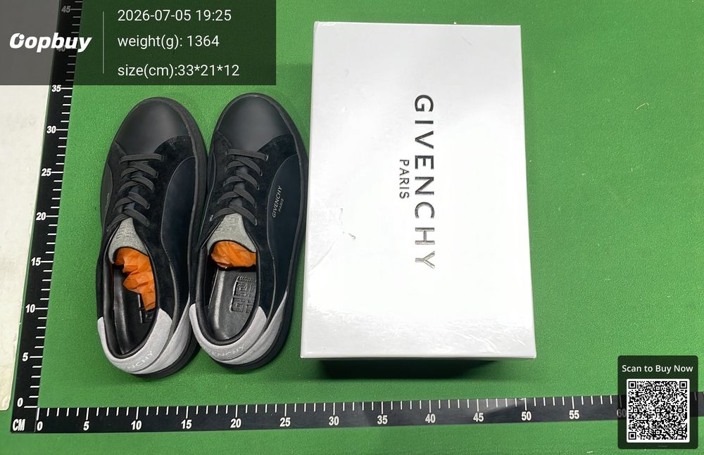Givenchy Shoes QC photo 1